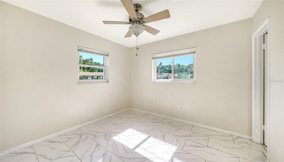 3307 NEWTOWN BOULEVARD — photo 29 of 47