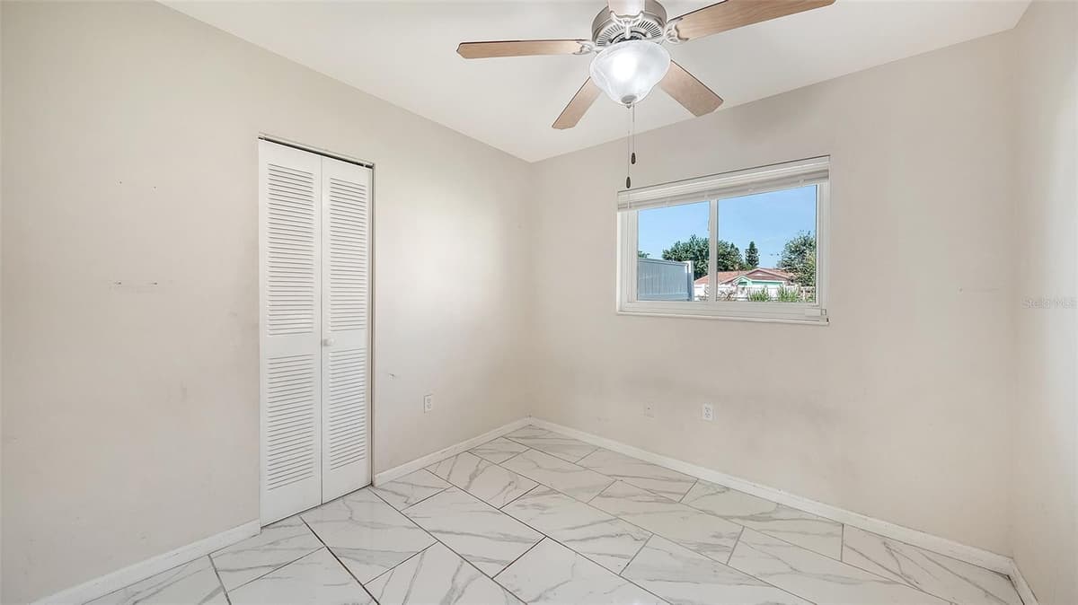 3307 NEWTOWN BOULEVARD — photo 21 of 47