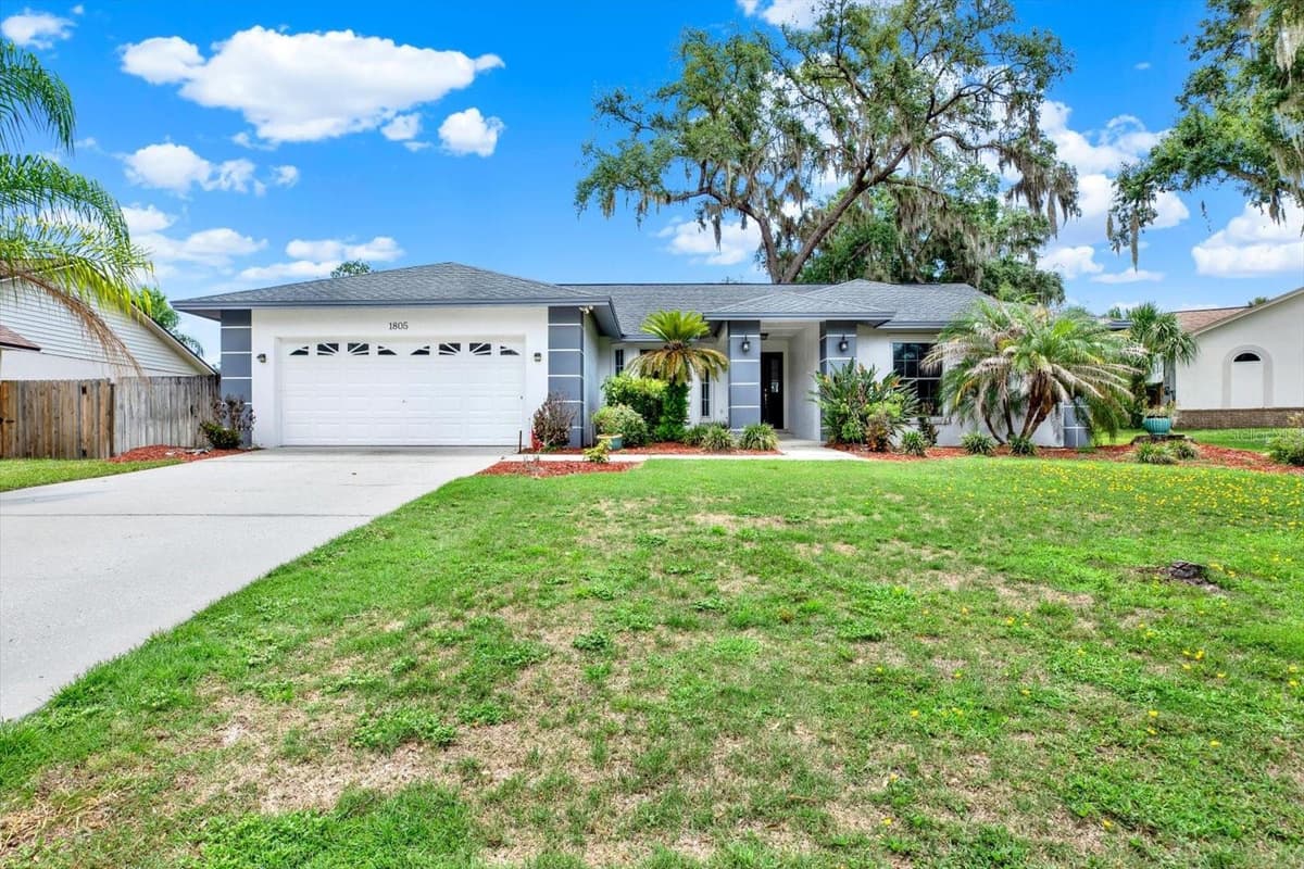 1805 TAWNEE PLACE — photo 1 of 51