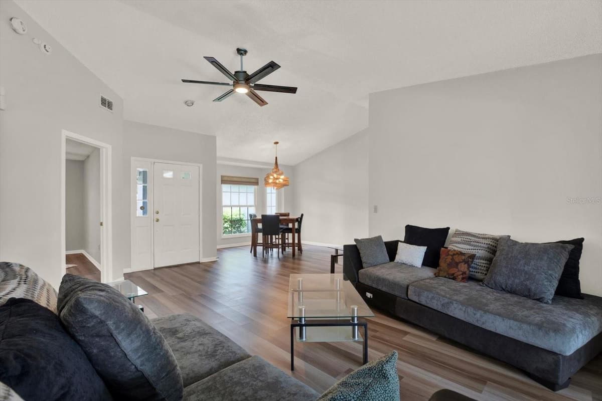 1805 TAWNEE PLACE — photo 8 of 51