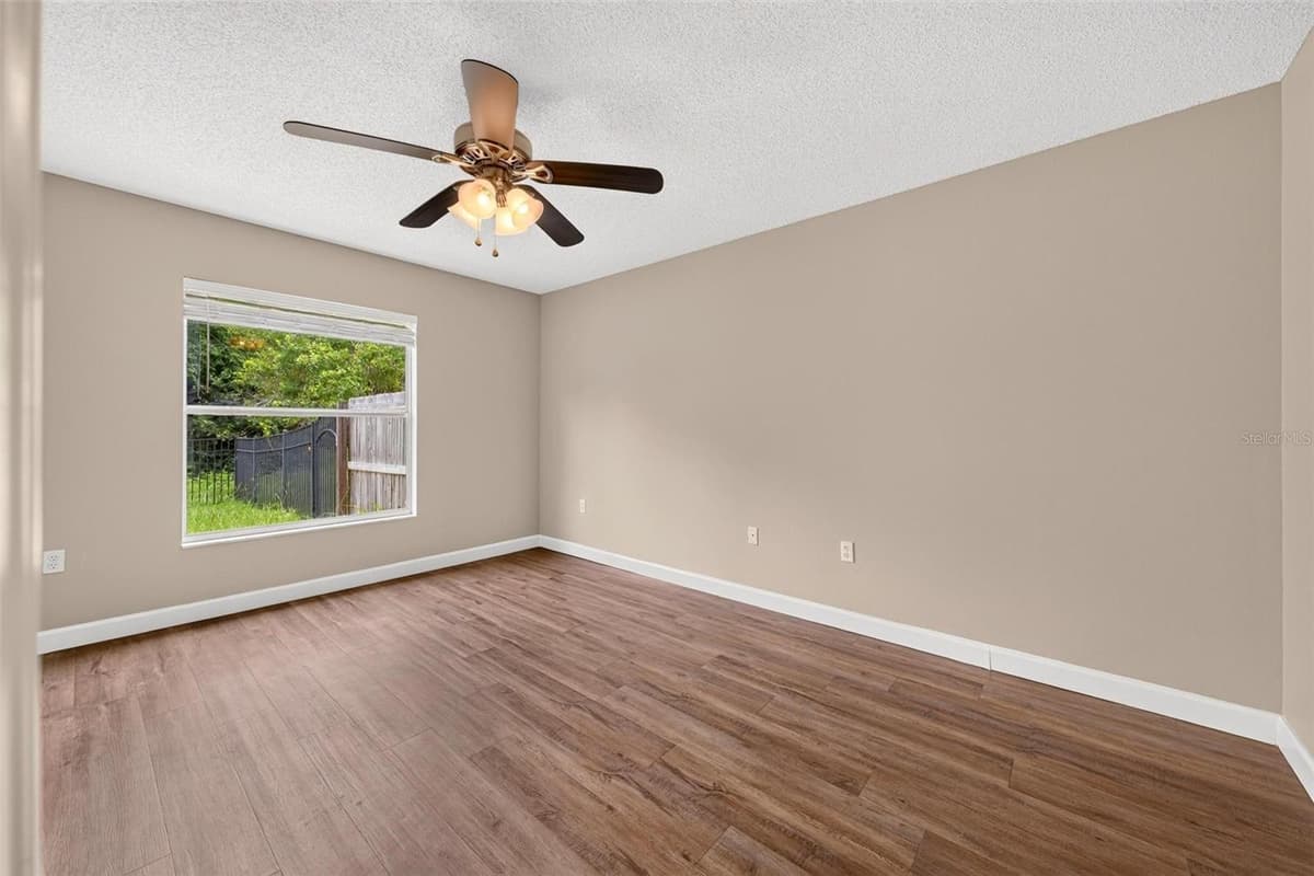 2328 CLEMENTINE TRAIL — photo 33 of 69