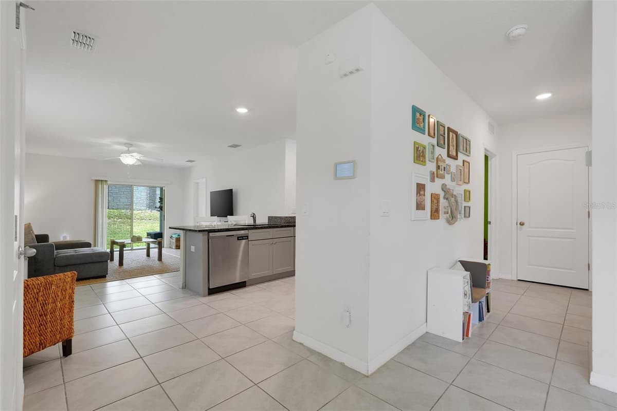 2782 TIMBER HAWK CIRCLE — photo 16 of 37