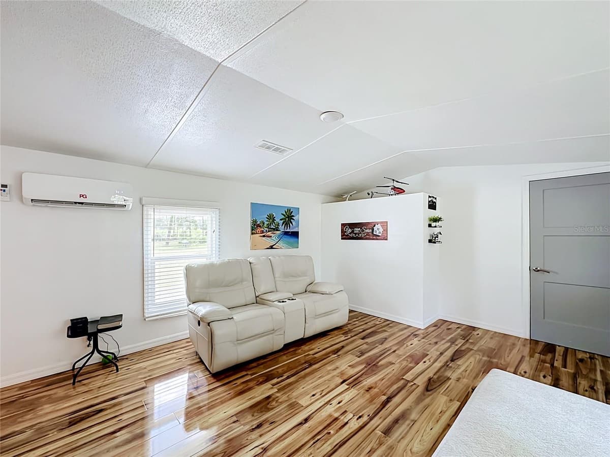 151 LAKE SUSAN ROAD — photo 10 of 72