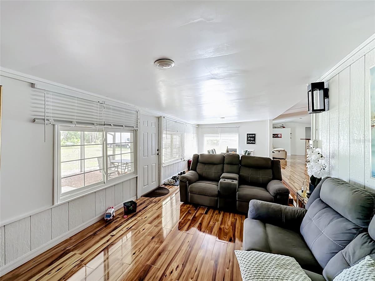 151 LAKE SUSAN ROAD — photo 18 of 72