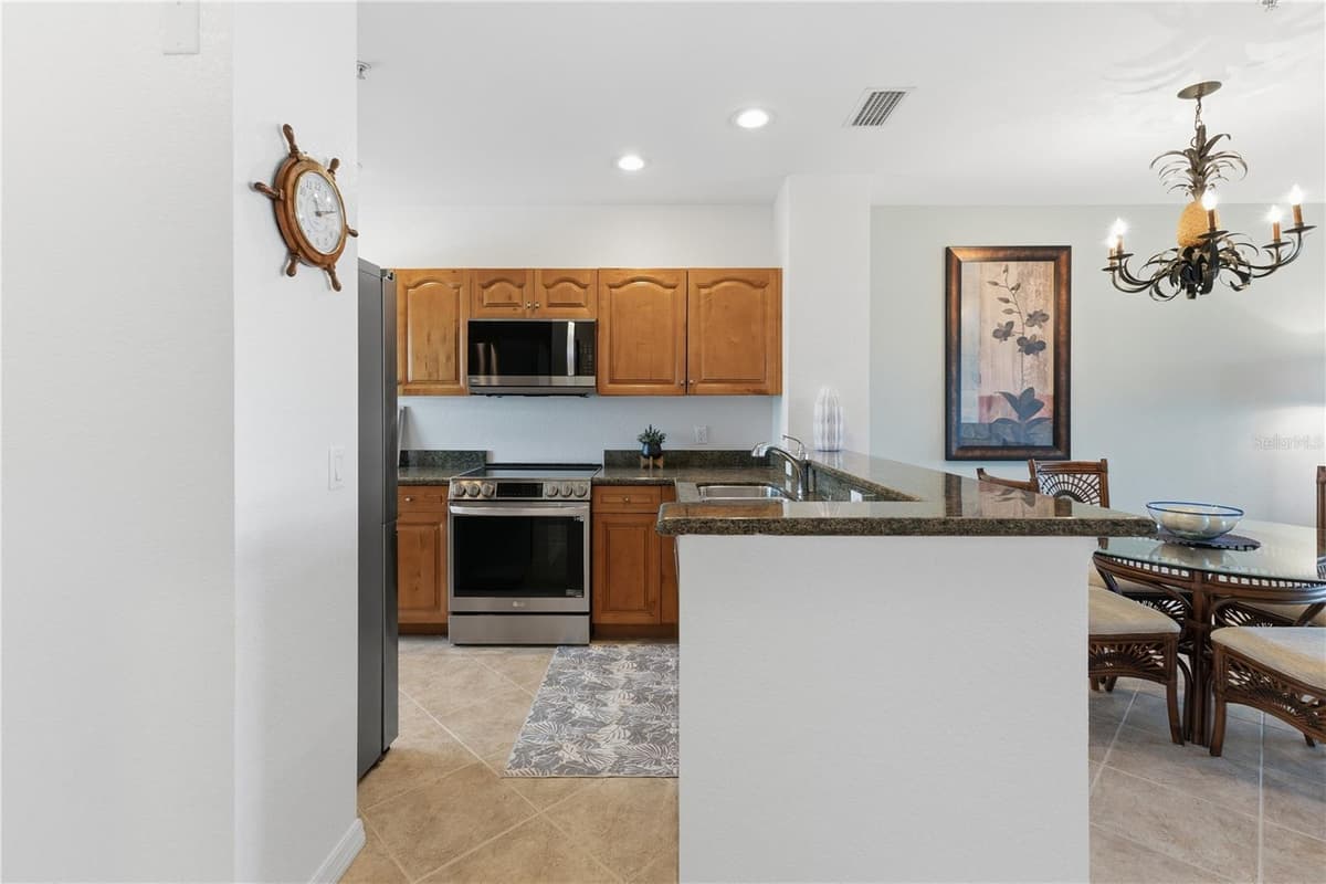 8411 PLACIDA ROAD — photo 10 of 43