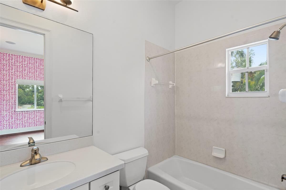 4406 AZEELE STREET — photo 61 of 65