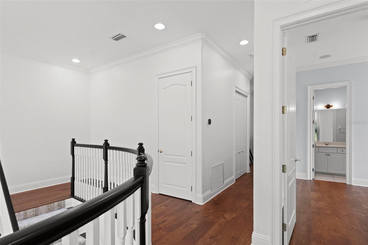 4406 AZEELE STREET — photo 53 of 65