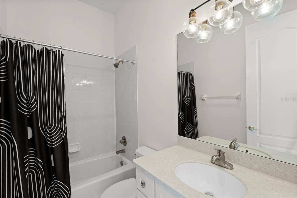 4406 AZEELE STREET — photo 52 of 65