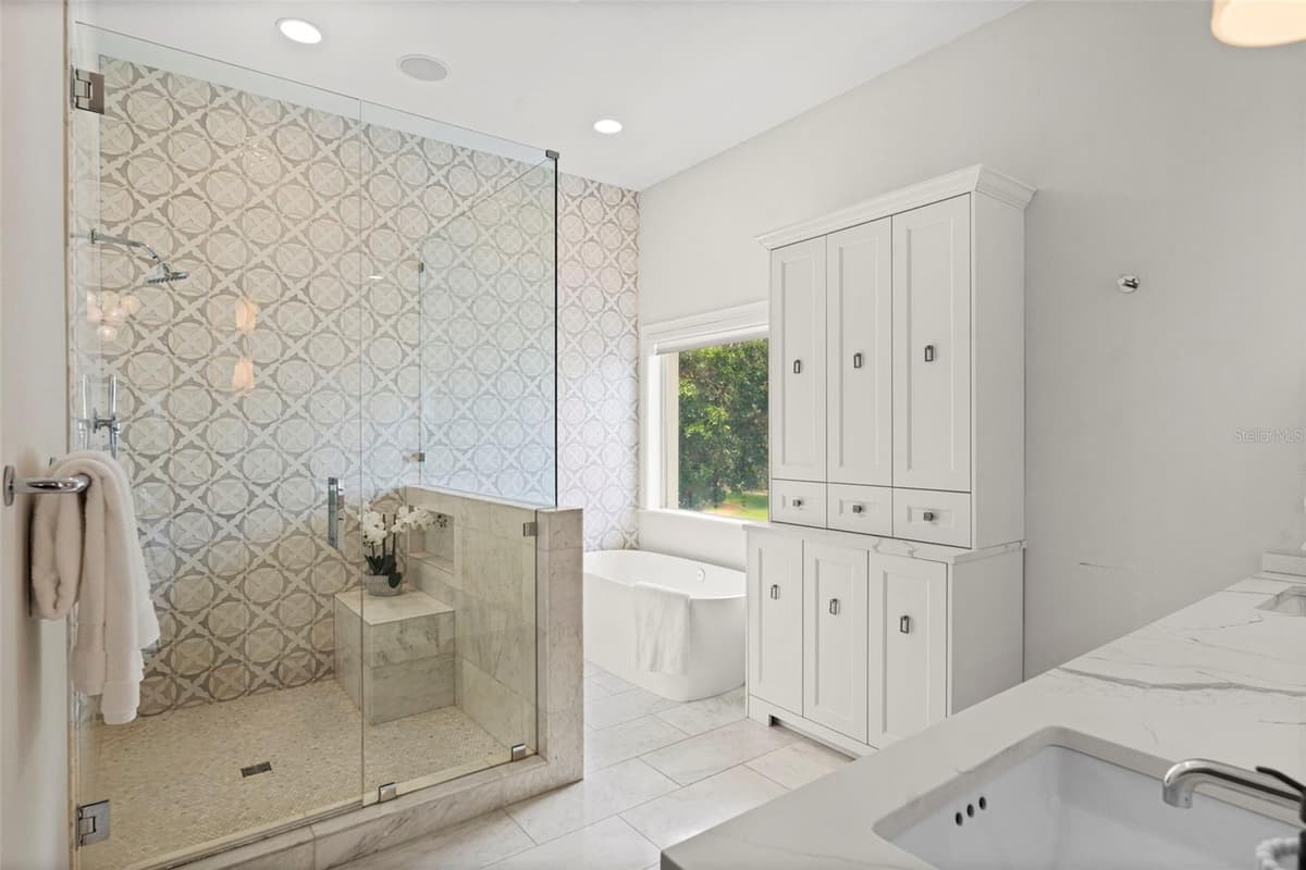 4406 AZEELE STREET — photo 22 of 65
