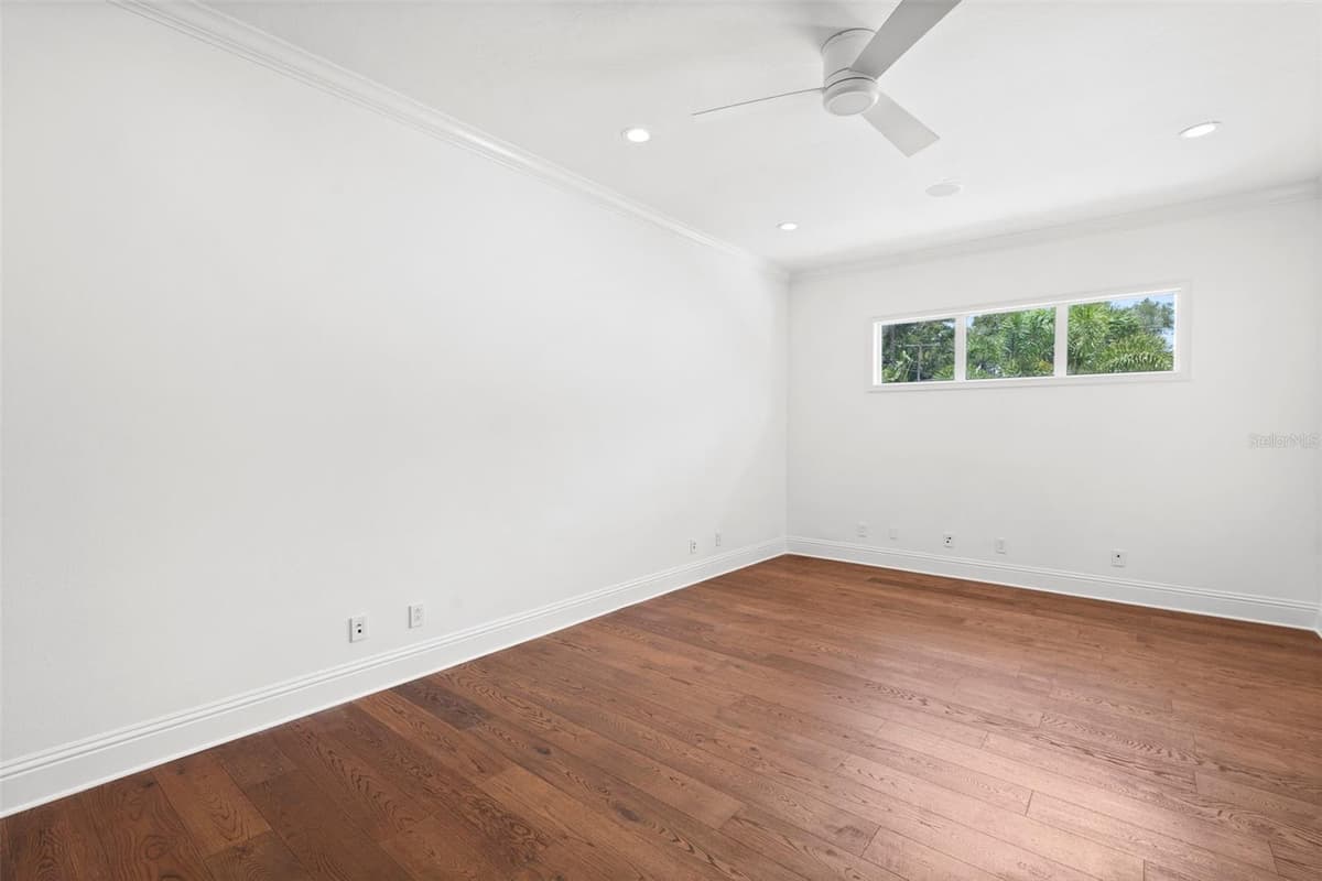 4406 AZEELE STREET — photo 34 of 65