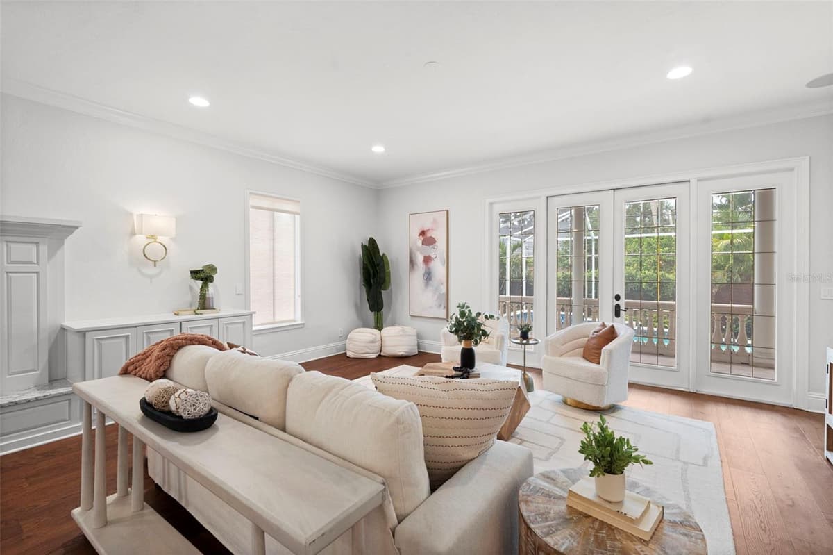 4406 AZEELE STREET — photo 10 of 65