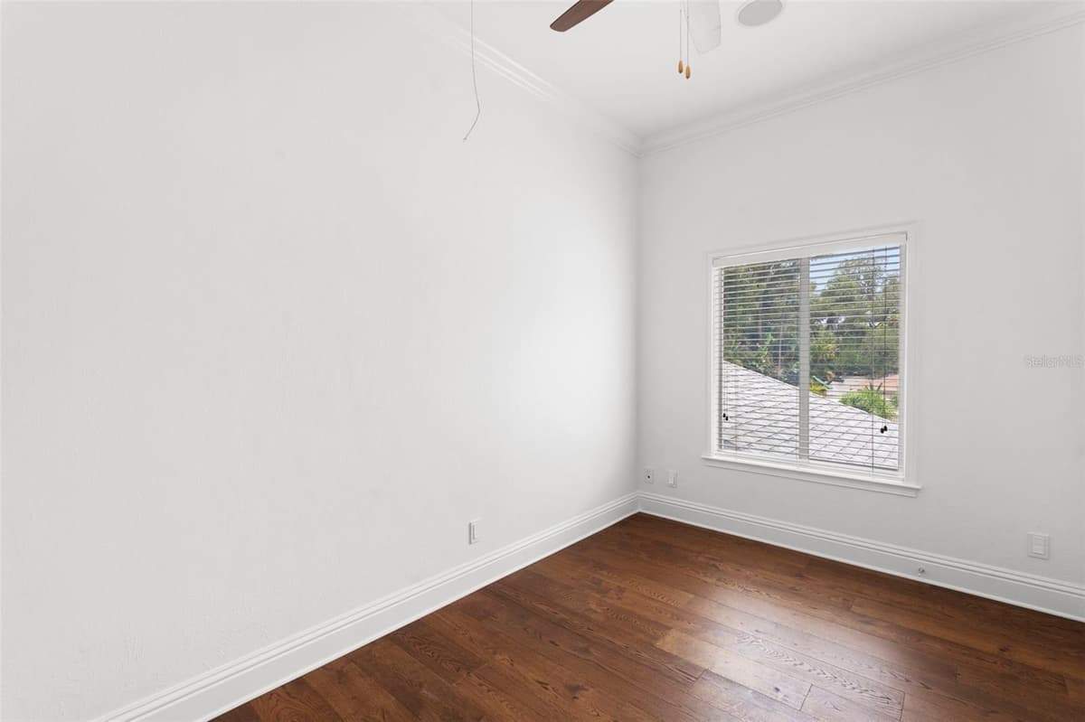 4406 AZEELE STREET — photo 57 of 65