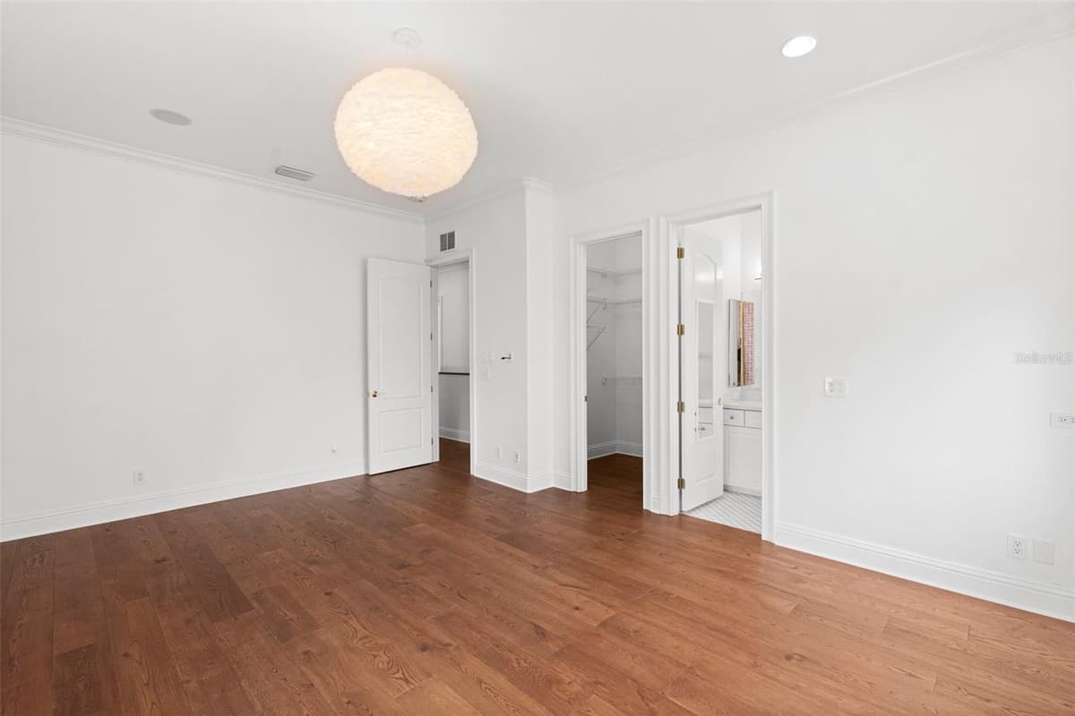 4406 AZEELE STREET — photo 60 of 65