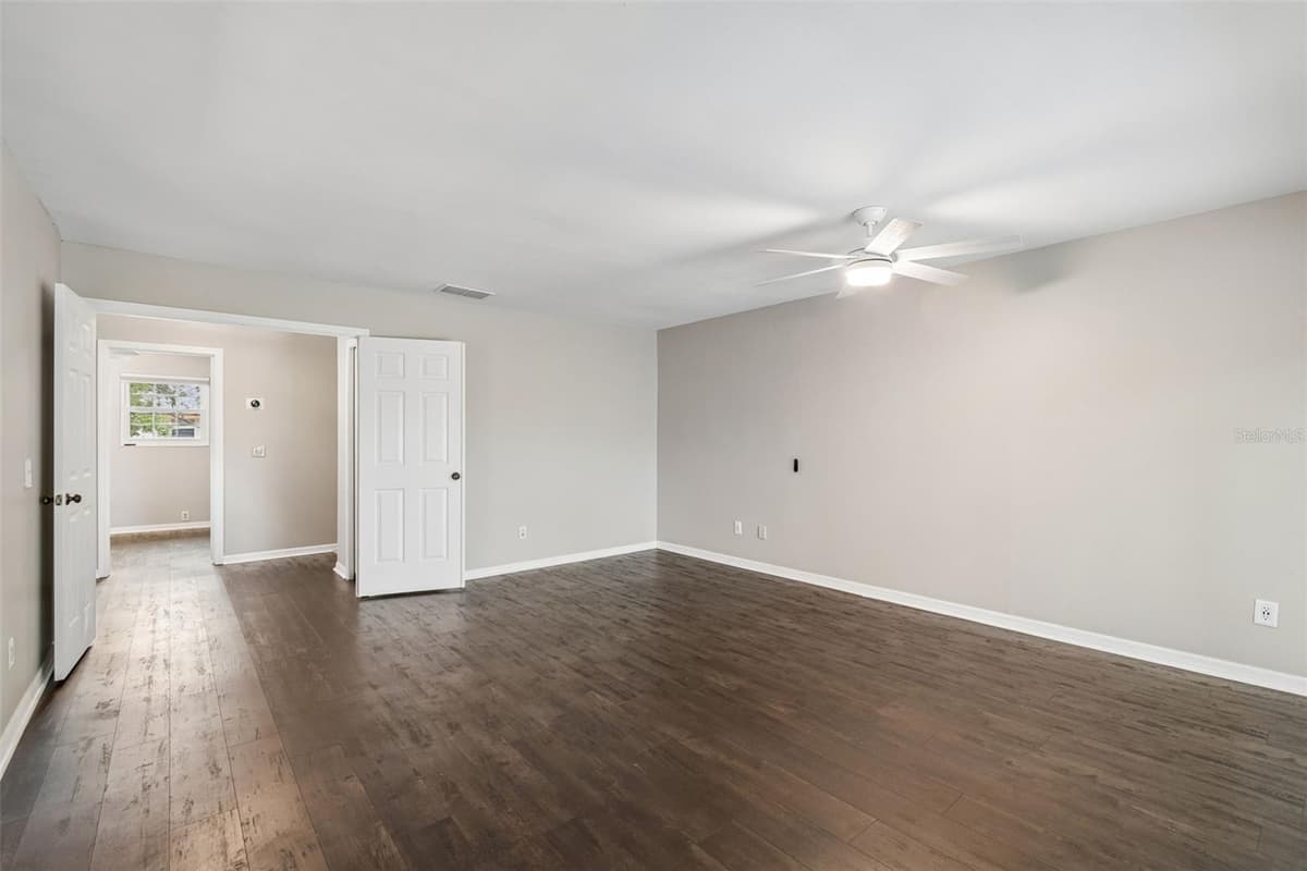 5203 BAYSHORE BOULEVARD — photo 23 of 50