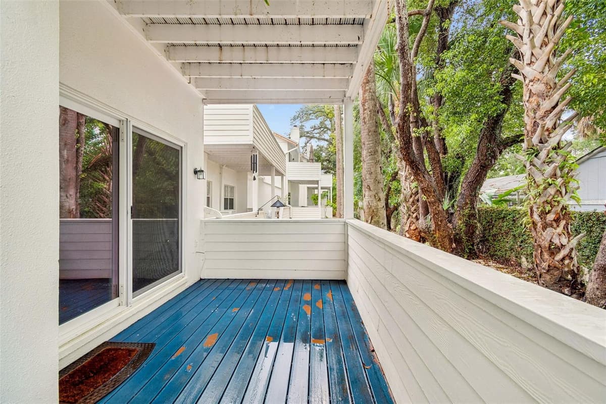 5203 BAYSHORE BOULEVARD — photo 17 of 50