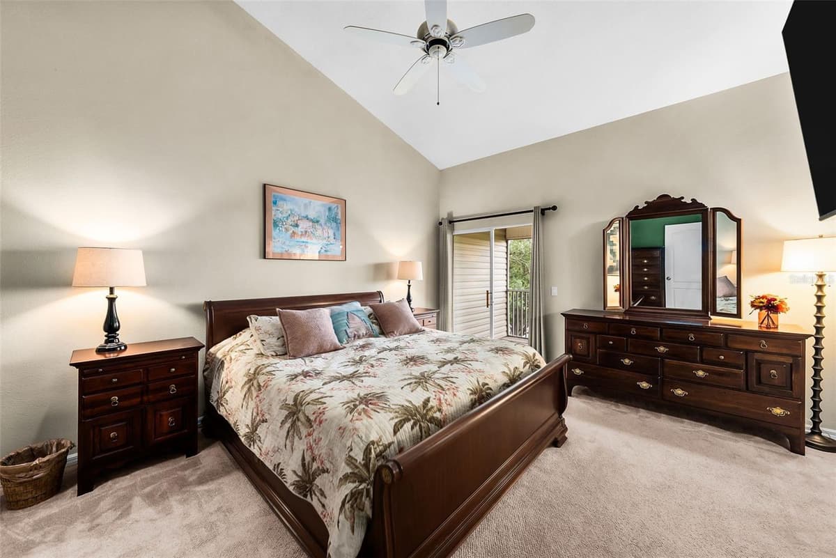 38 SEAGRAPE CIRCLE — photo 19 of 55