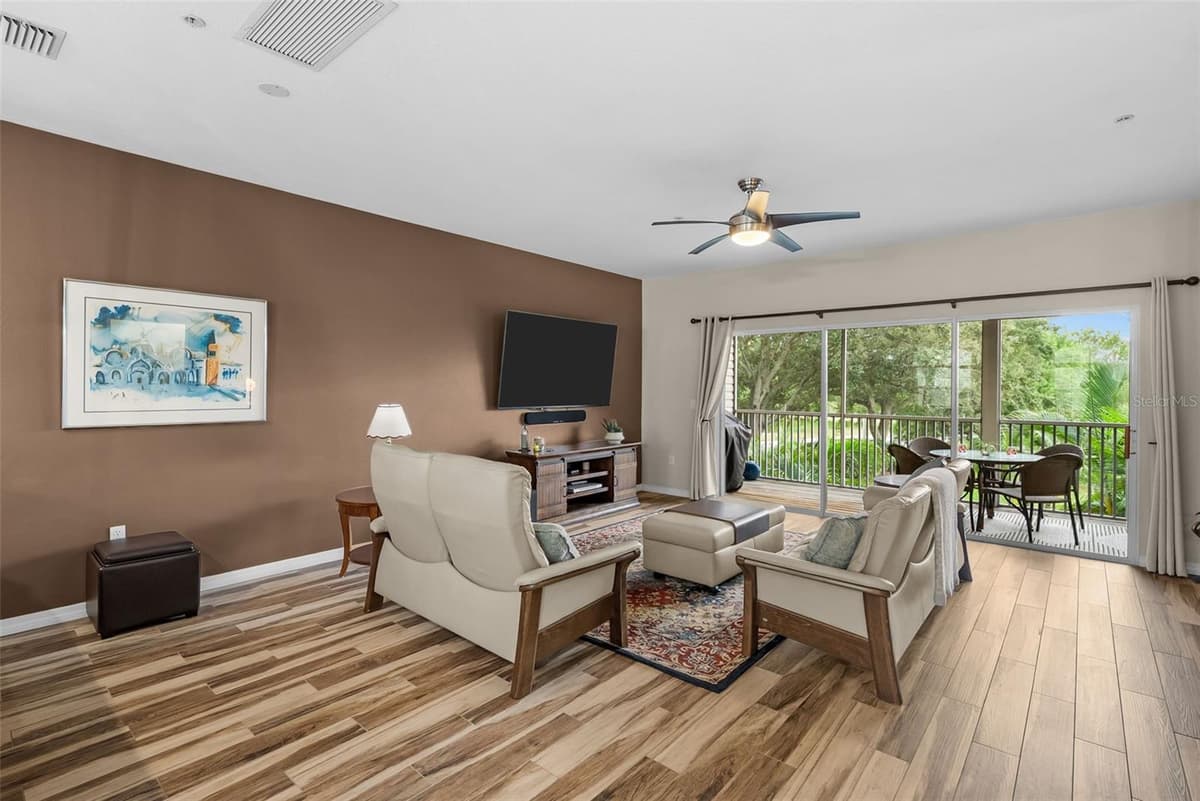 38 SEAGRAPE CIRCLE — photo 10 of 55
