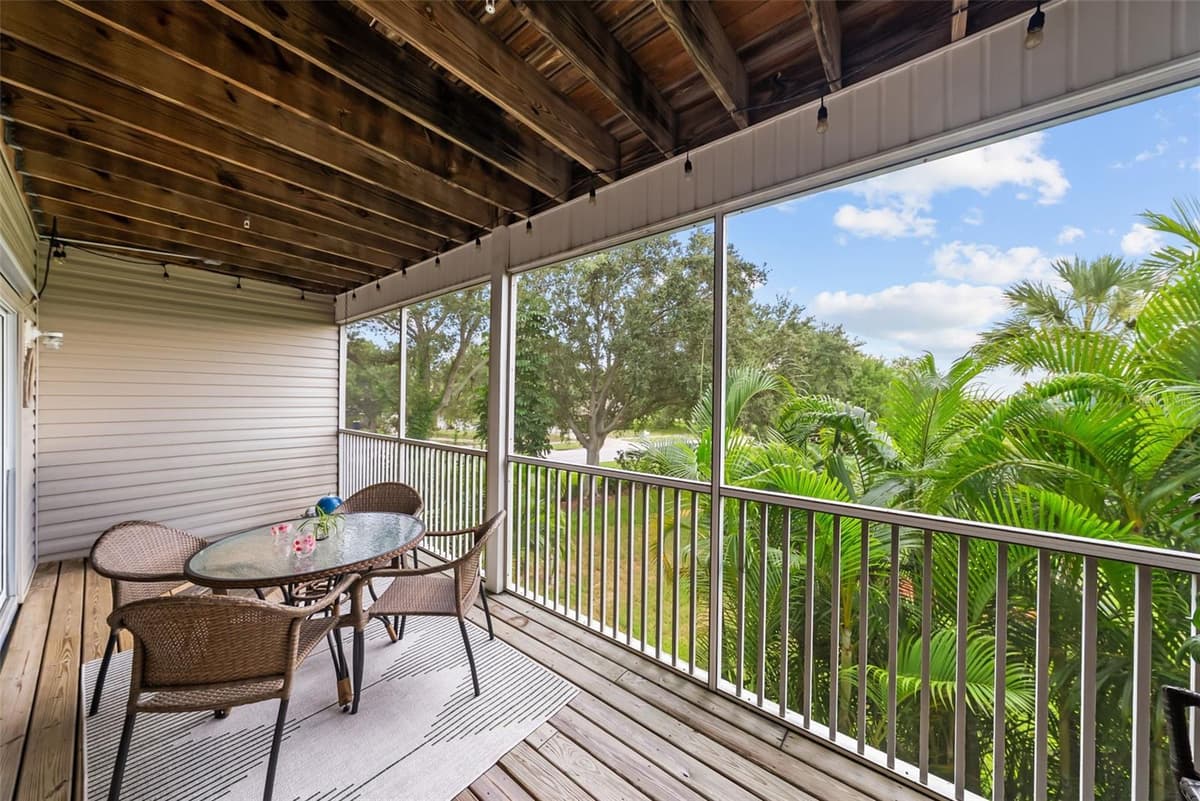 38 SEAGRAPE CIRCLE — photo 13 of 55
