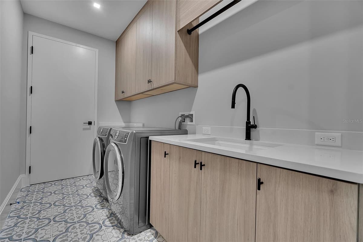 70 AVENIDA VENECCIA — photo 48 of 73