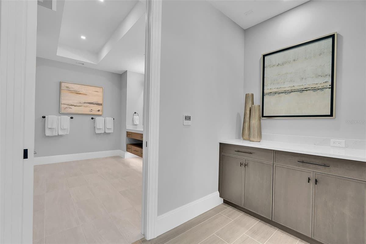 70 AVENIDA VENECCIA — photo 25 of 73