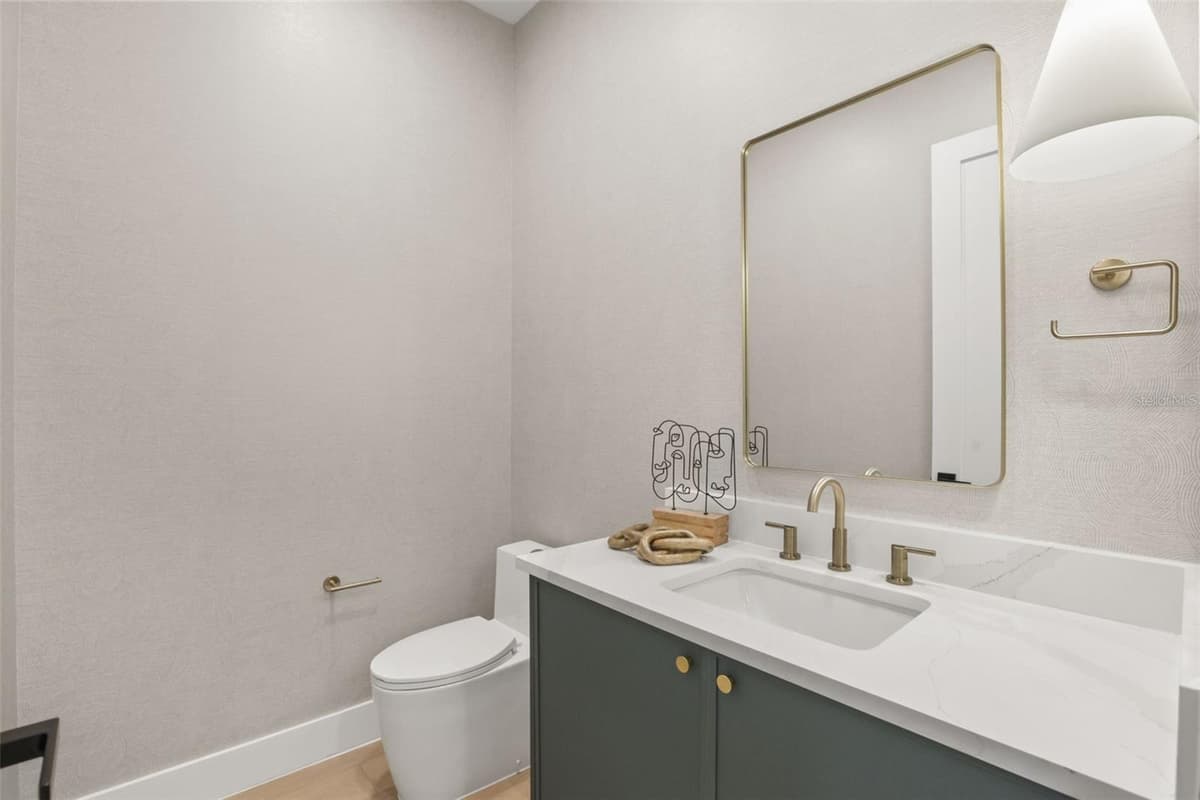 1326 NEW HAMPSHIRE STREET — photo 12 of 51