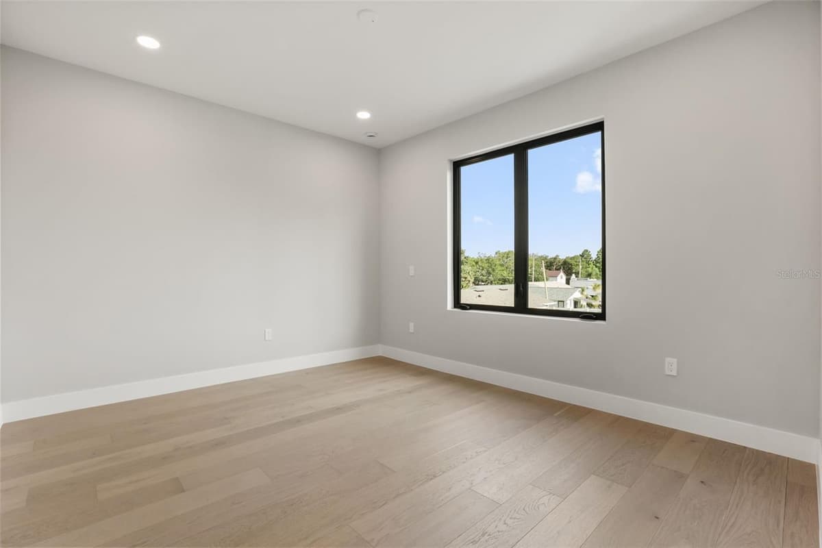 1326 NEW HAMPSHIRE STREET — photo 37 of 51