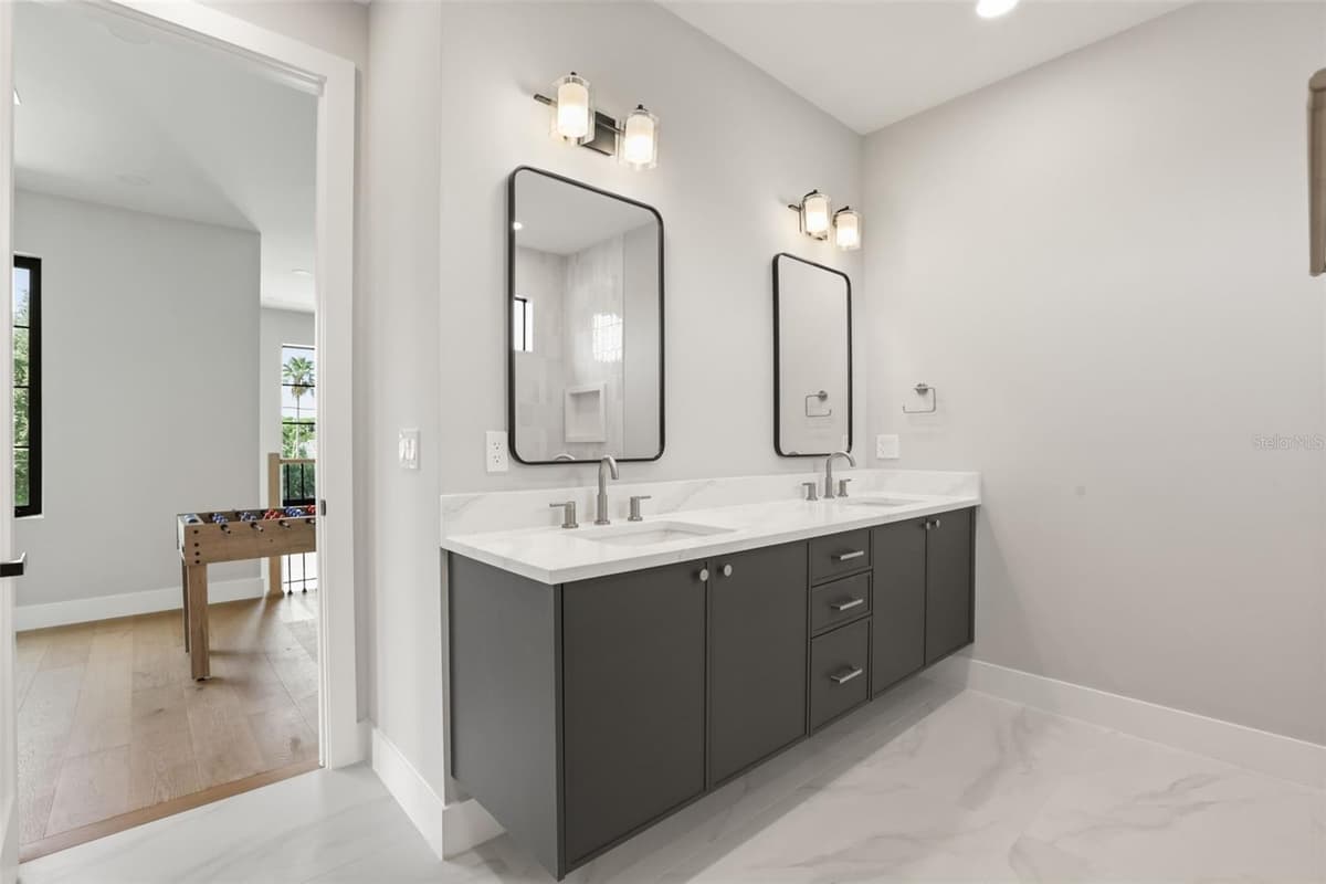 1326 NEW HAMPSHIRE STREET — photo 39 of 51
