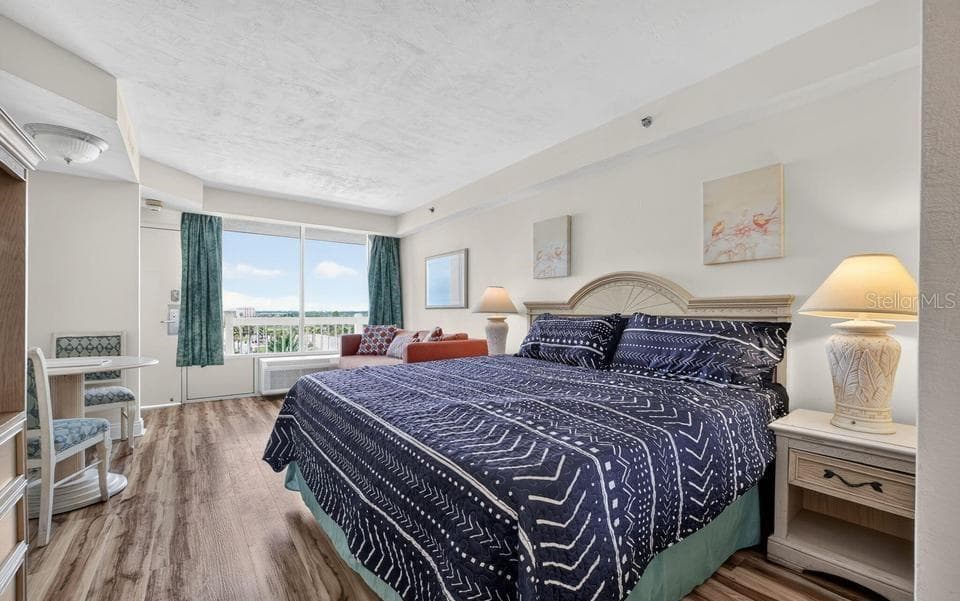 2700 ATLANTIC AVENUE — photo 4 of 49