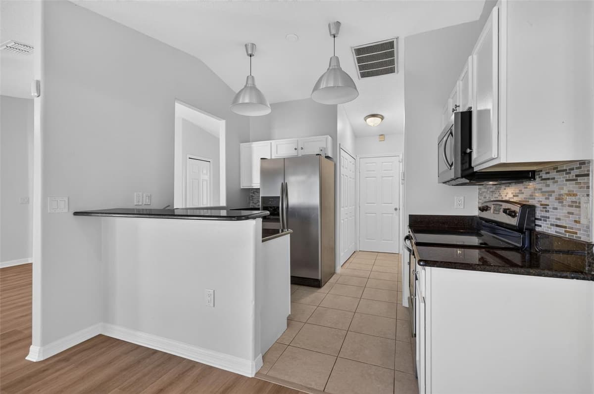 719 WAXWING COURT — photo 9 of 24
