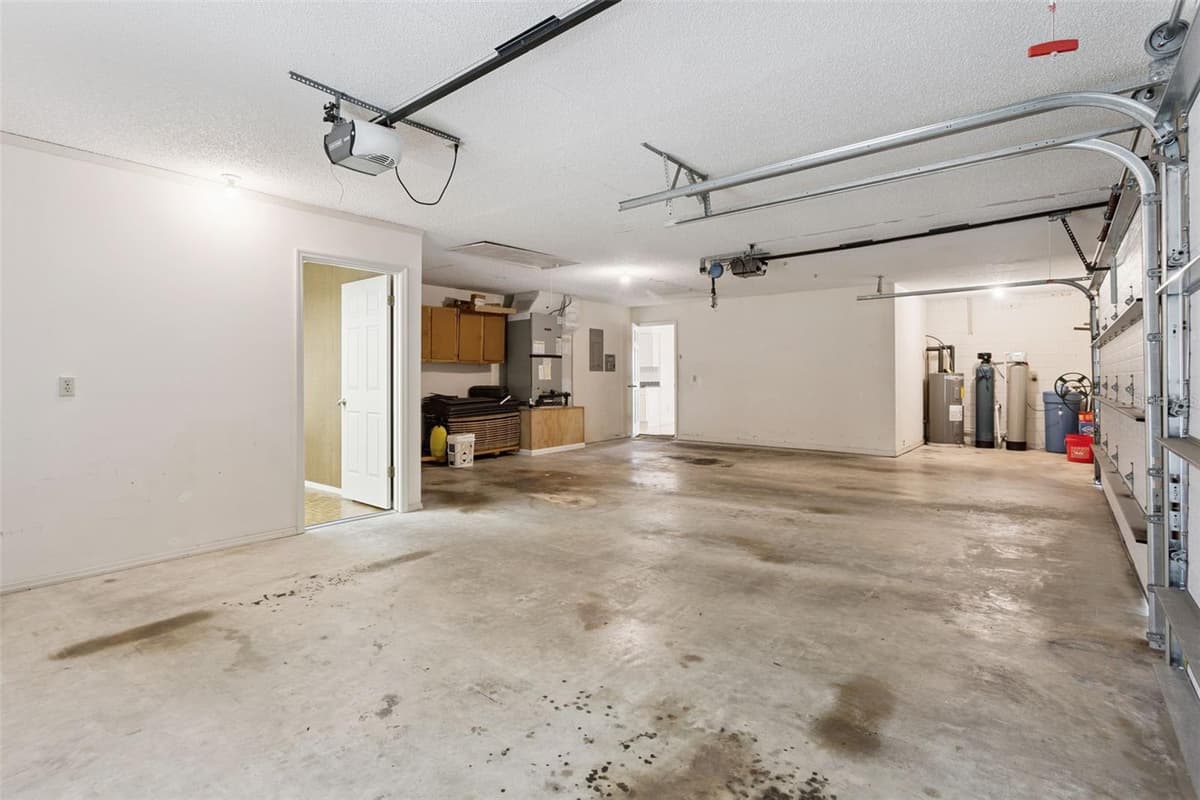 9225 MCDAVID COURT — photo 40 of 64