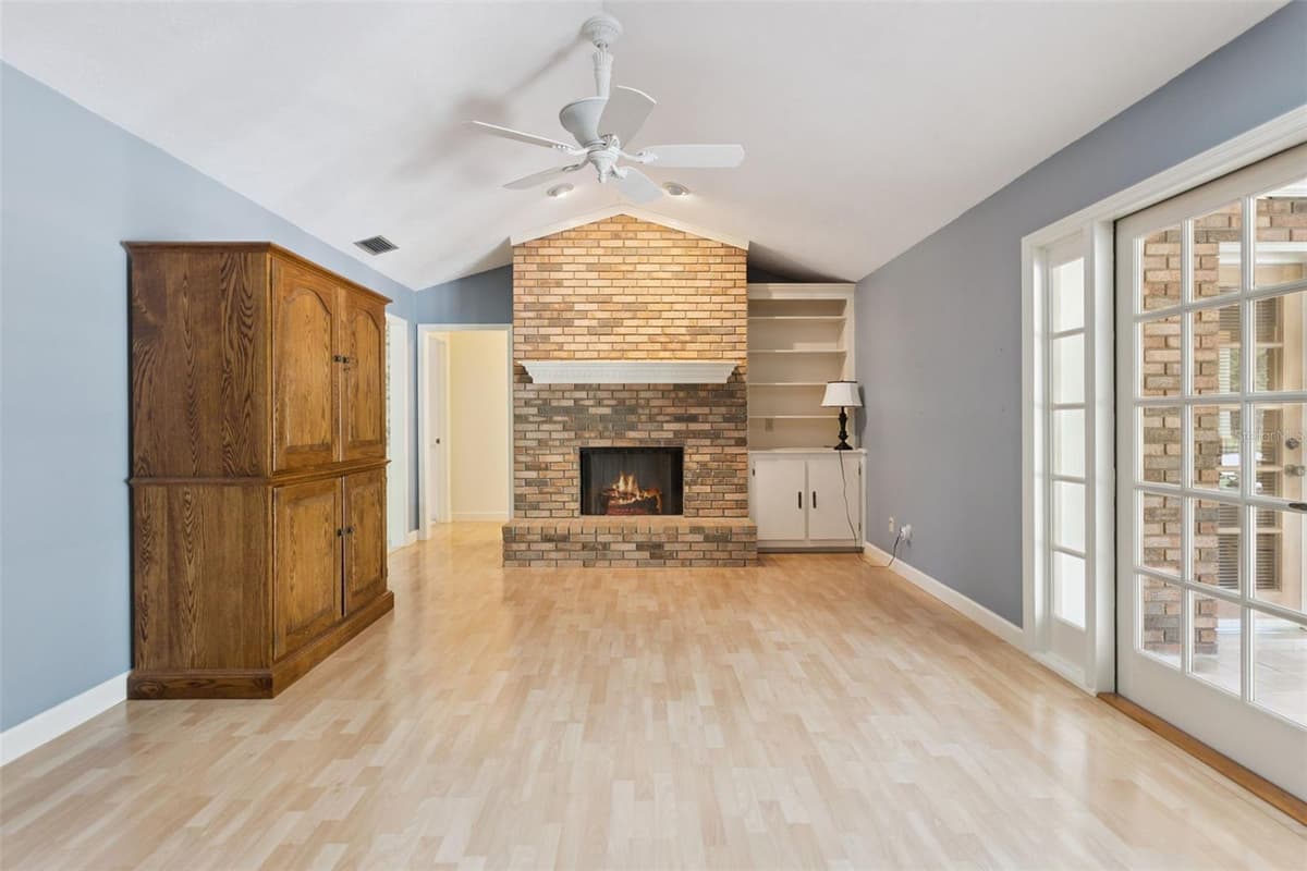 9225 MCDAVID COURT — photo 17 of 64