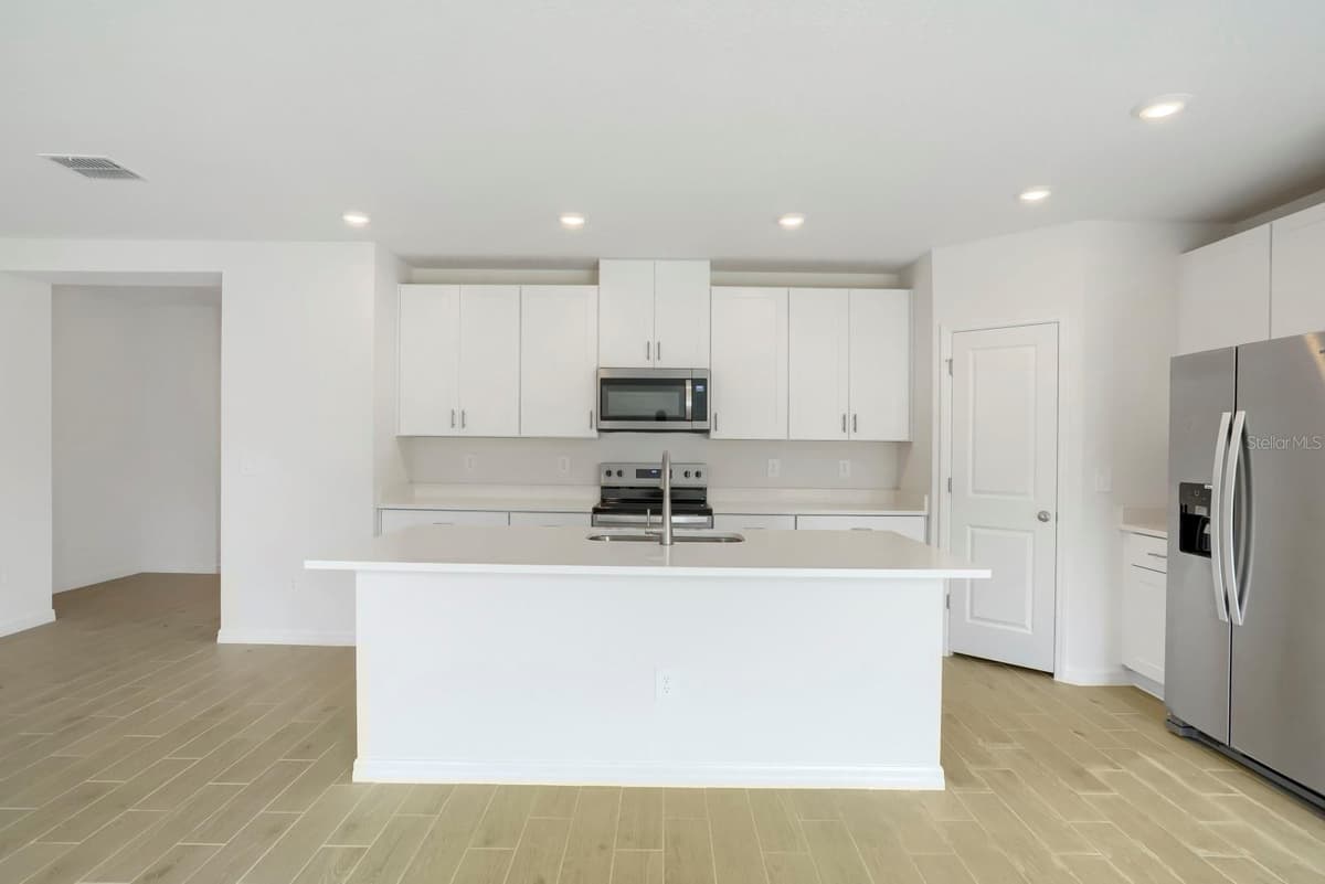 7625 SATTERFIELD TERRACE — photo 6 of 31