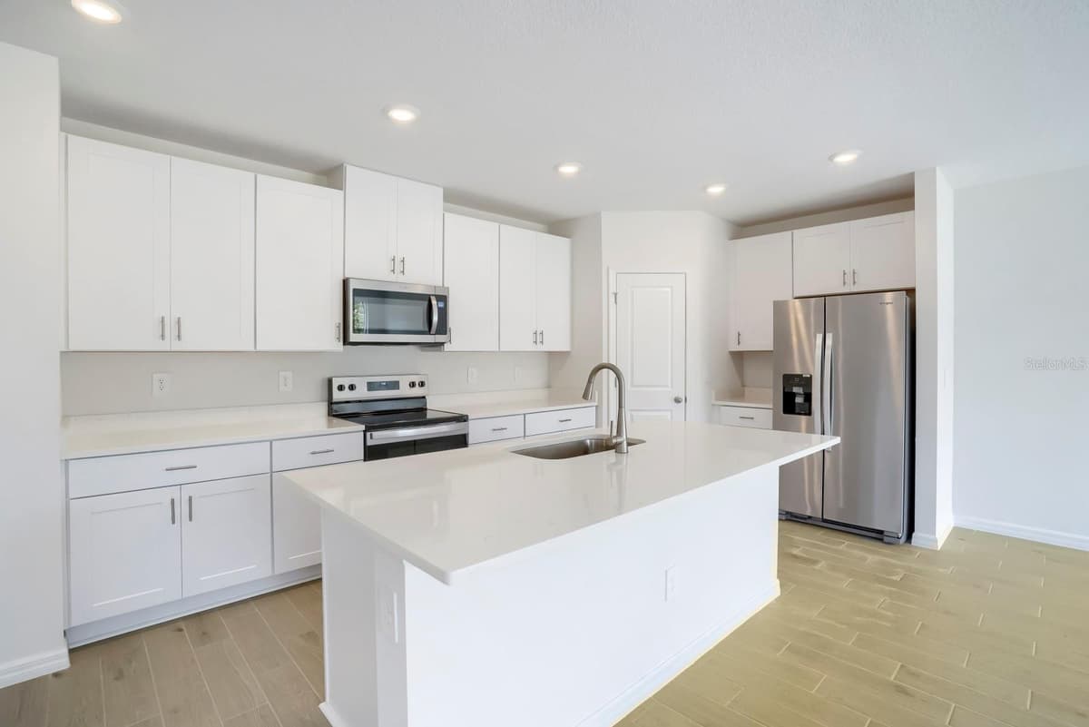 7625 SATTERFIELD TERRACE — photo 7 of 31