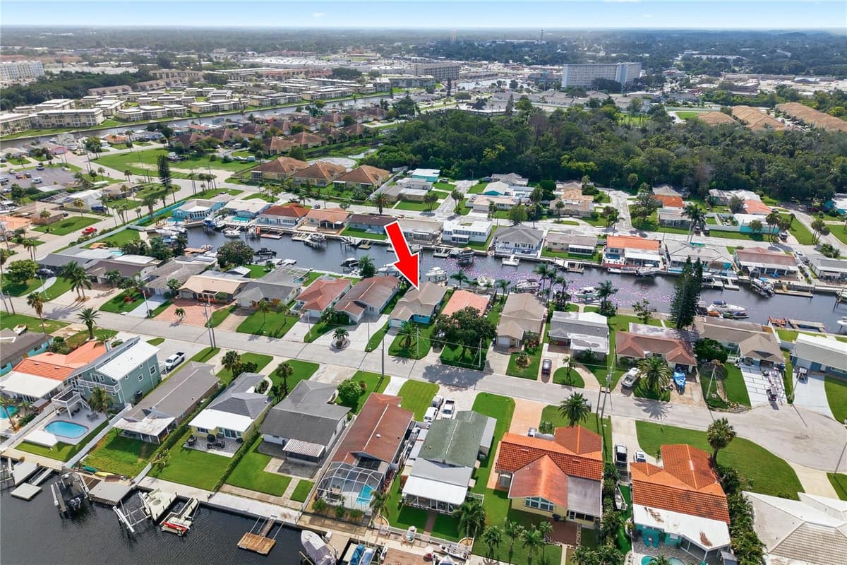 4930 POMPANO DRIVE — photo 44 of 49
