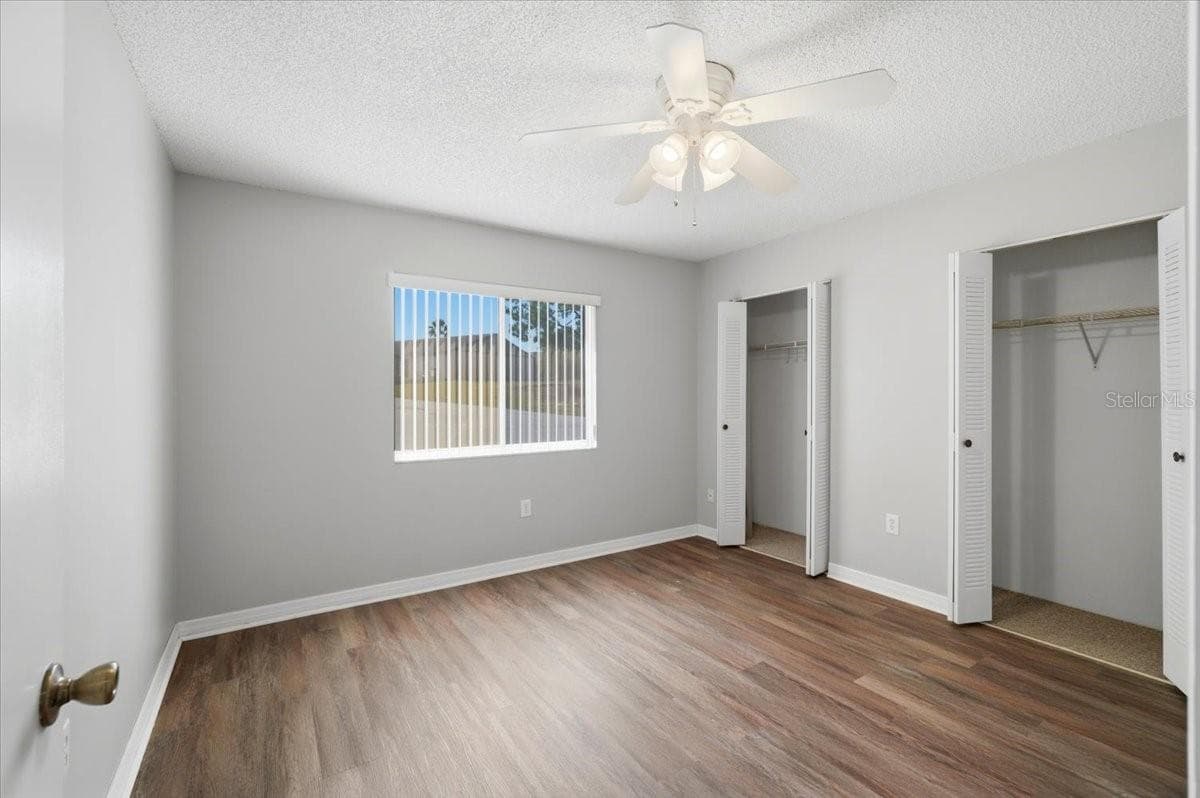 207 WINTER RIDGE BOULEVARD — photo 19 of 43