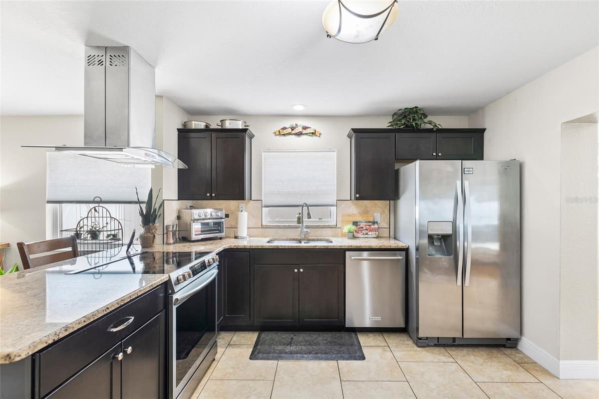 1333 WILDWOOD COURT — photo 6 of 26