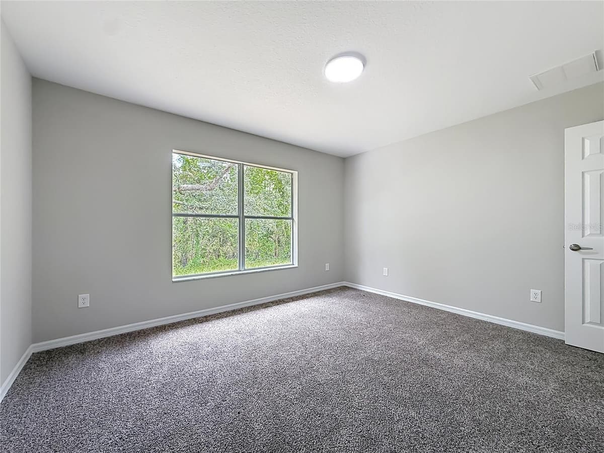 213 LINDER DRIVE — photo 29 of 52