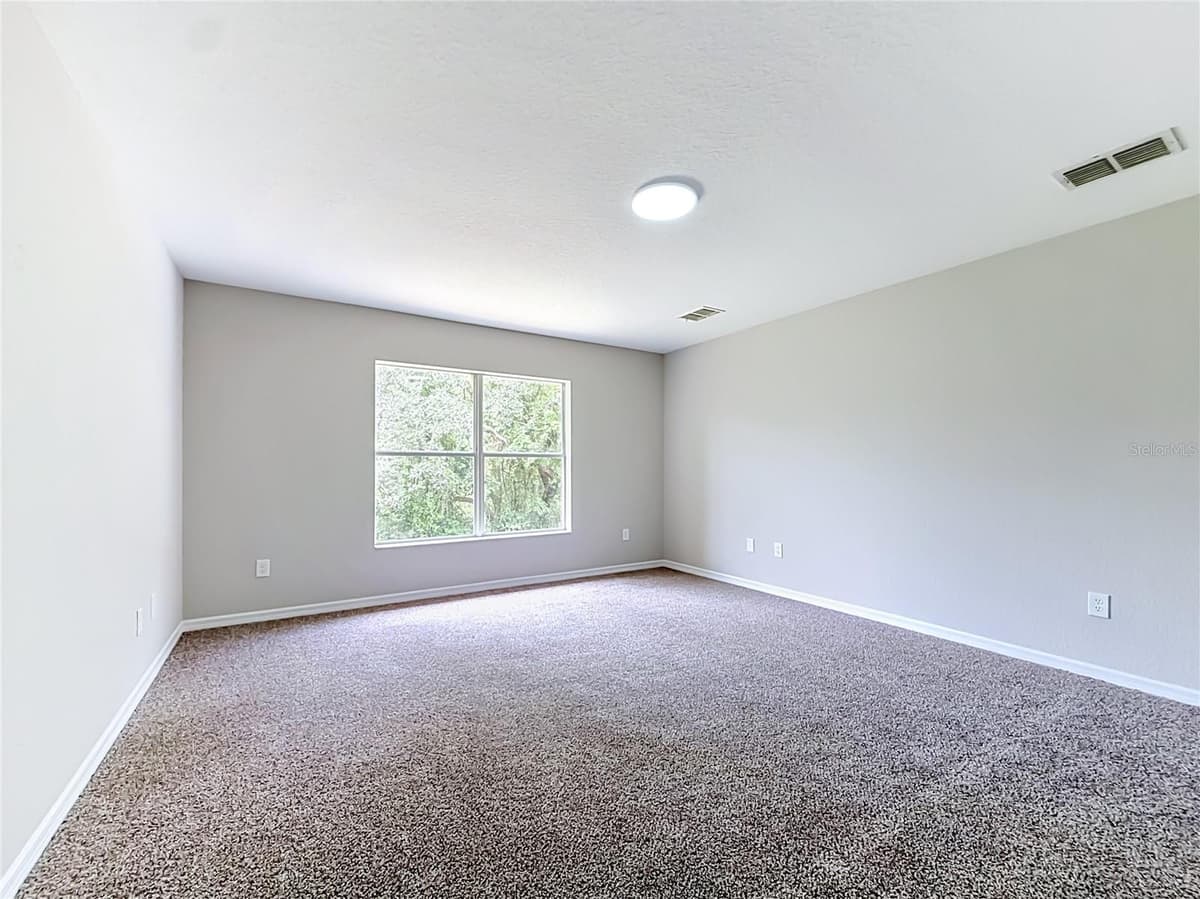 213 LINDER DRIVE — photo 36 of 52