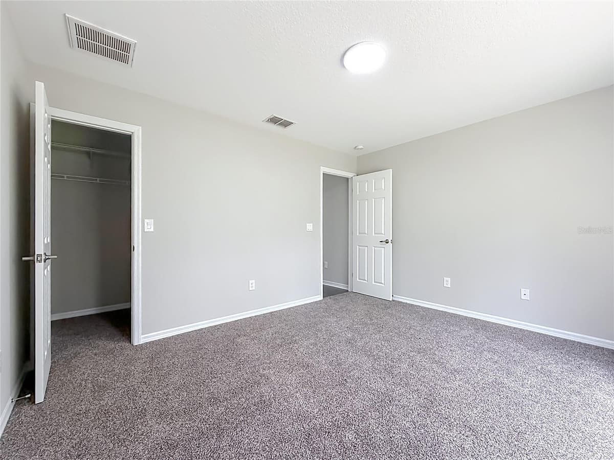 213 LINDER DRIVE — photo 31 of 52