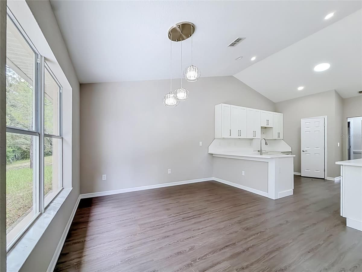 213 LINDER DRIVE — photo 21 of 52