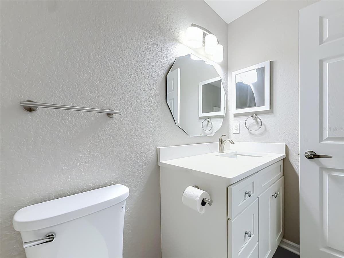 213 LINDER DRIVE — photo 43 of 52