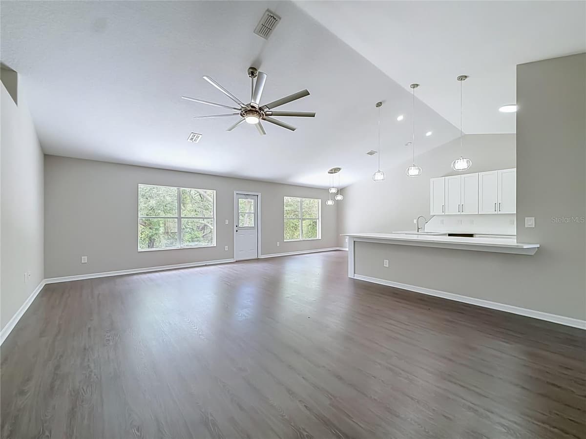 213 LINDER DRIVE — photo 17 of 52