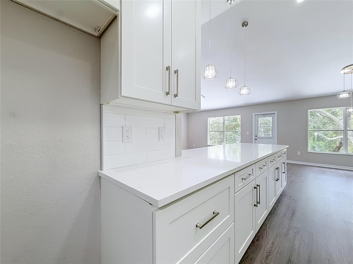 213 LINDER DRIVE — photo 28 of 52