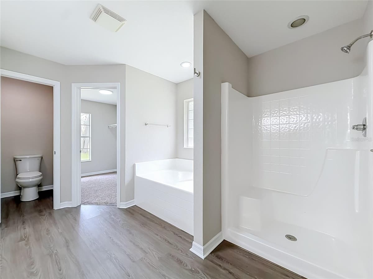213 LINDER DRIVE — photo 38 of 52