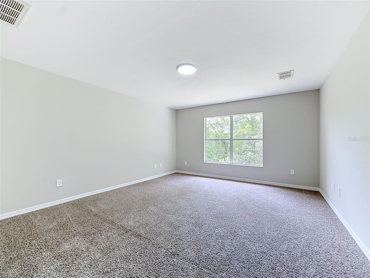 213 LINDER DRIVE — photo 33 of 52