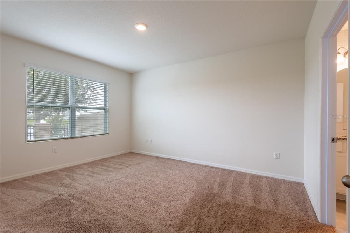2433 WHITE POPPY DRIVE — photo 31 of 40