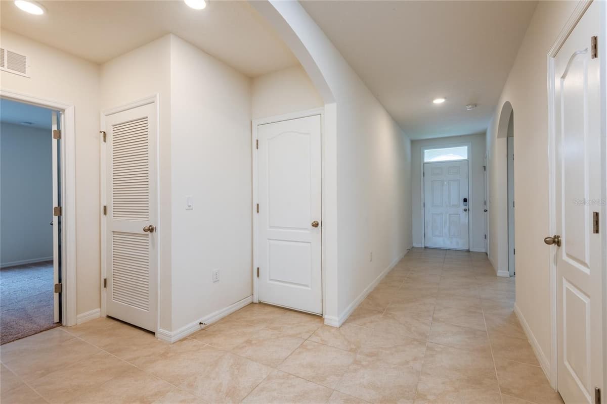 2433 WHITE POPPY DRIVE — photo 7 of 40