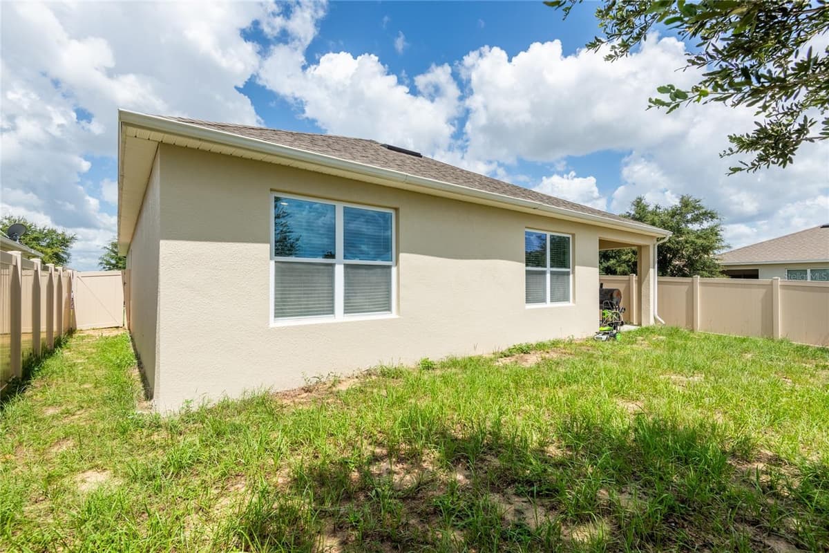 2433 WHITE POPPY DRIVE — photo 36 of 40