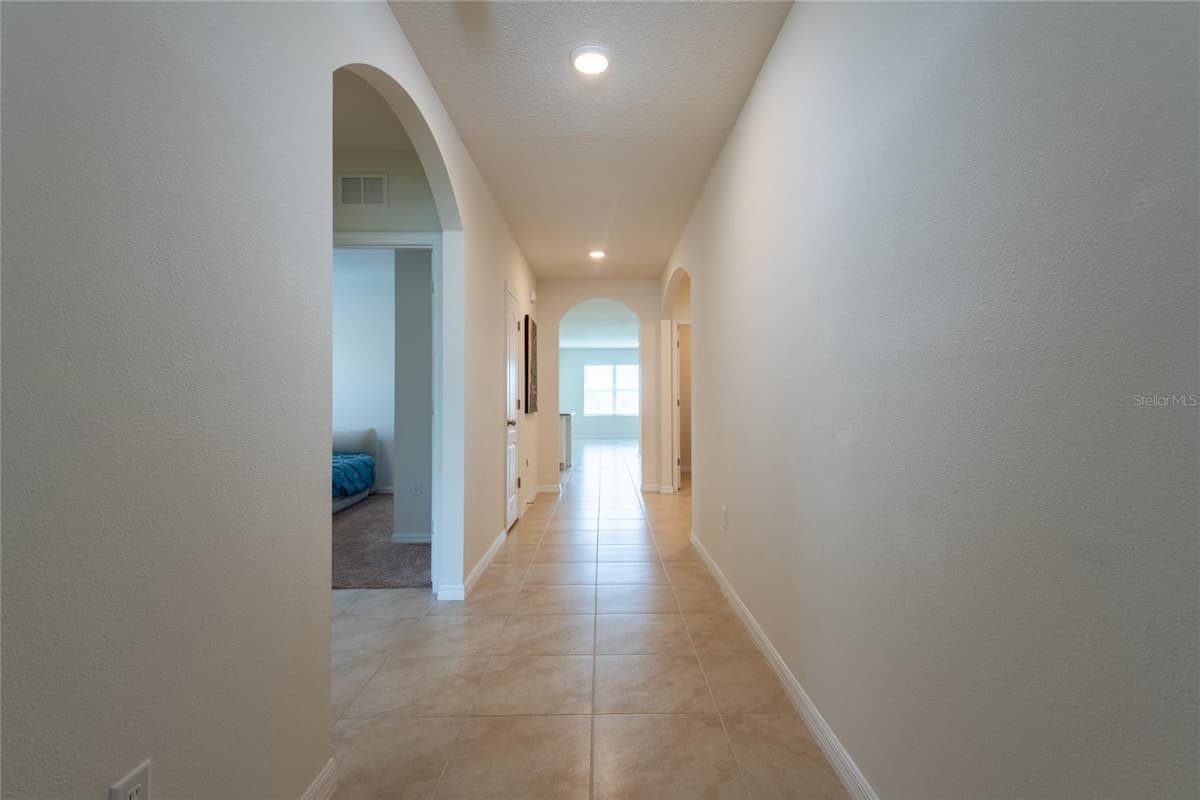 2433 WHITE POPPY DRIVE — photo 5 of 40