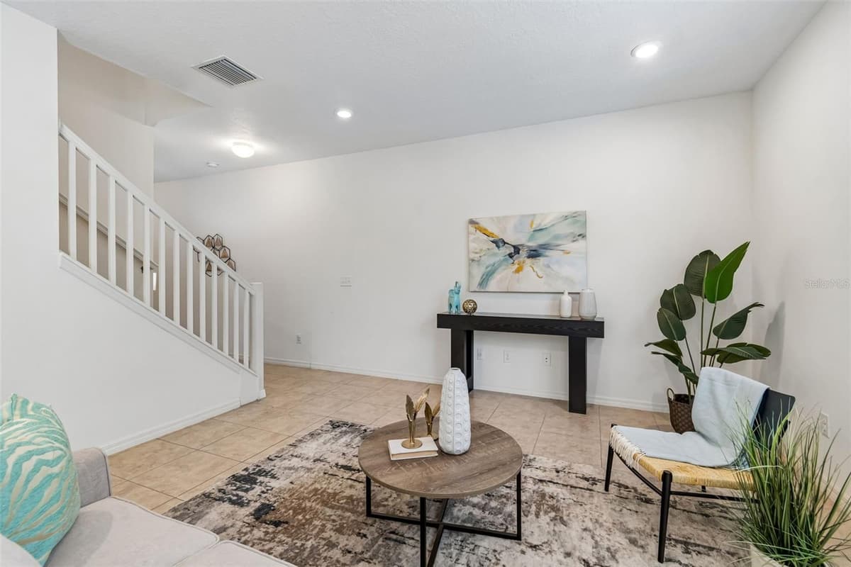 7612 SUNSHINE BRIDGE AVENUE — photo 13 of 57